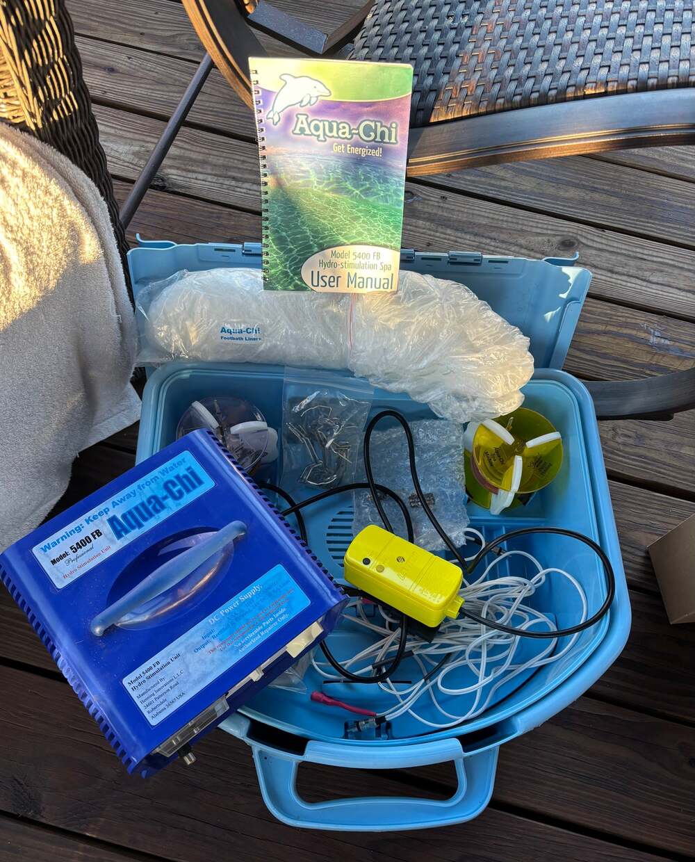 Aqua Chi 5400 Iconic Professional Detox Foot Bath Spa w/Case and lots of extras